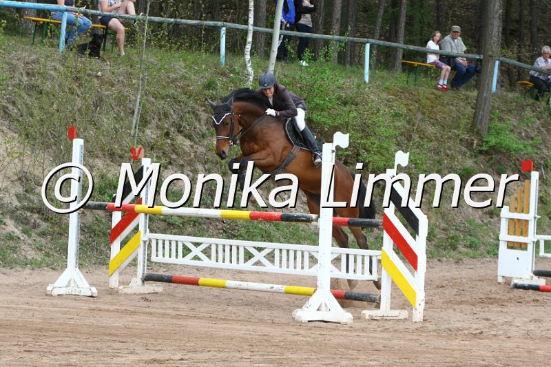 204M9720_Upper Class_Spring_L.JPG